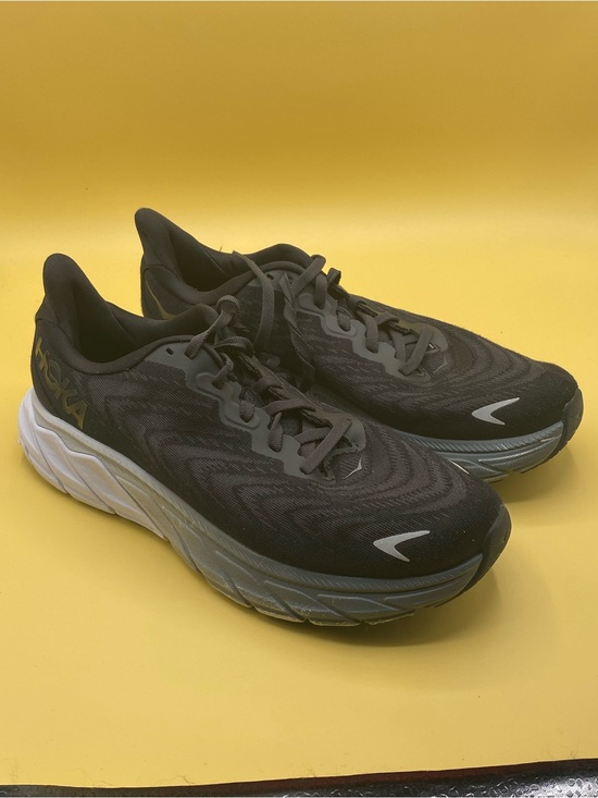 Hoka Shoes - Hoka One One Arahi 6 running shoes in black